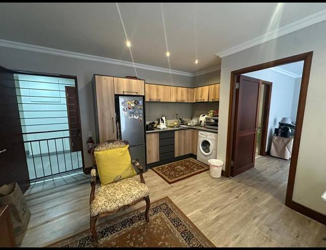 1 BEDROOM PROPERTY TO RENT IN NEWLANDS